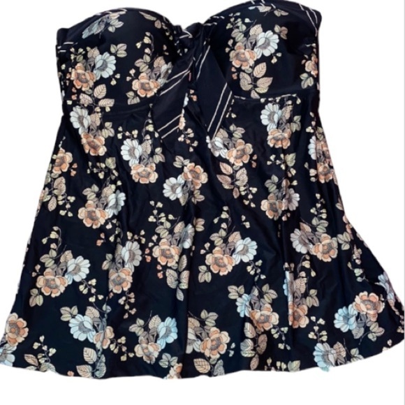 Seafolly‎ halter tankini NEW floral cut out back size 6 US - Picture 1 of 7